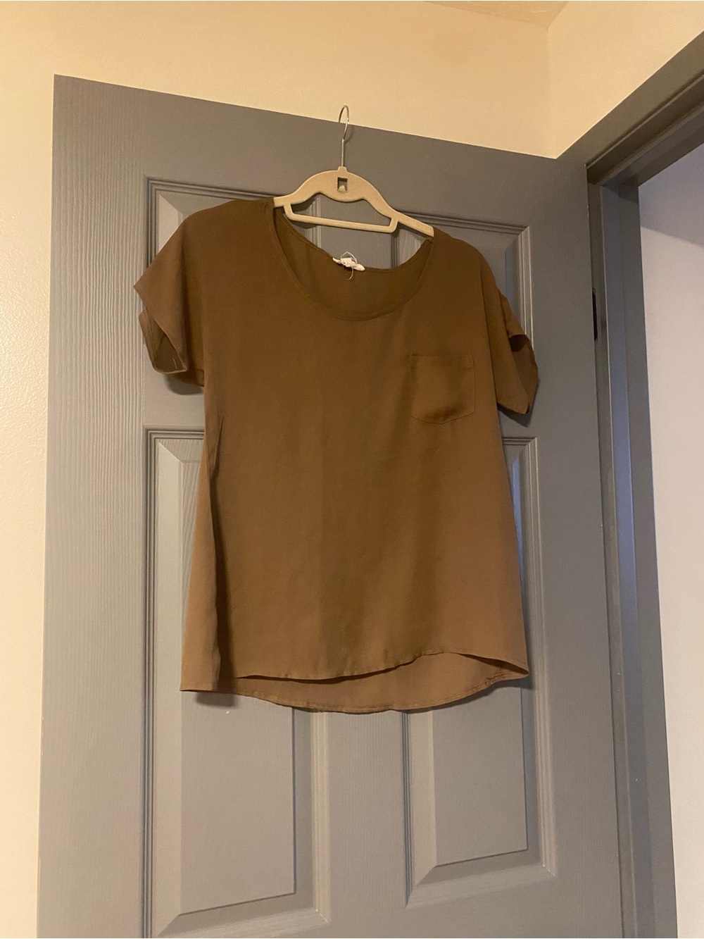 Zenana Outfitters Brown Short Sleeve Pocket Tee